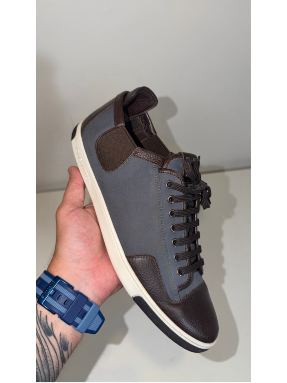 Louis Vuitton Slalom Sneaker Brown Blue Leather size EU 9 / US 10 100% authentic